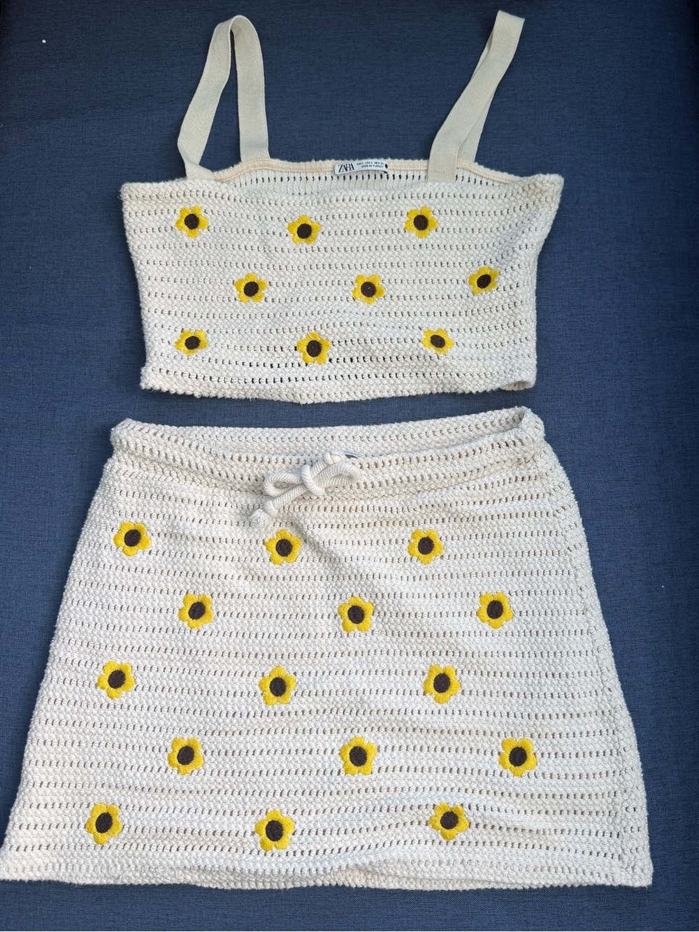 Zara Cream Crochet Mini Skirt with Yellow Daisy Appliqués